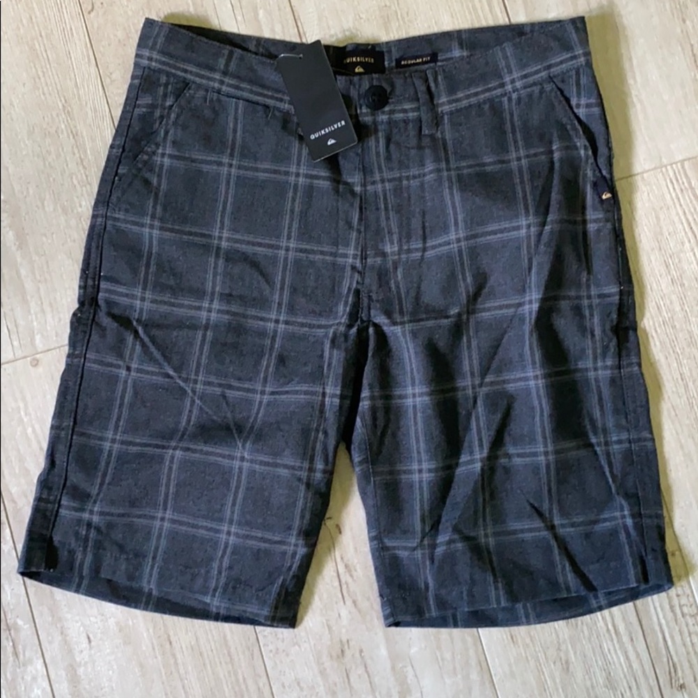 NEW Quiksilver plaid shorts BOYS
